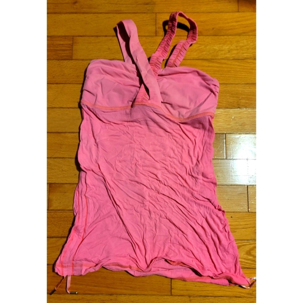 Lululemon yoga top